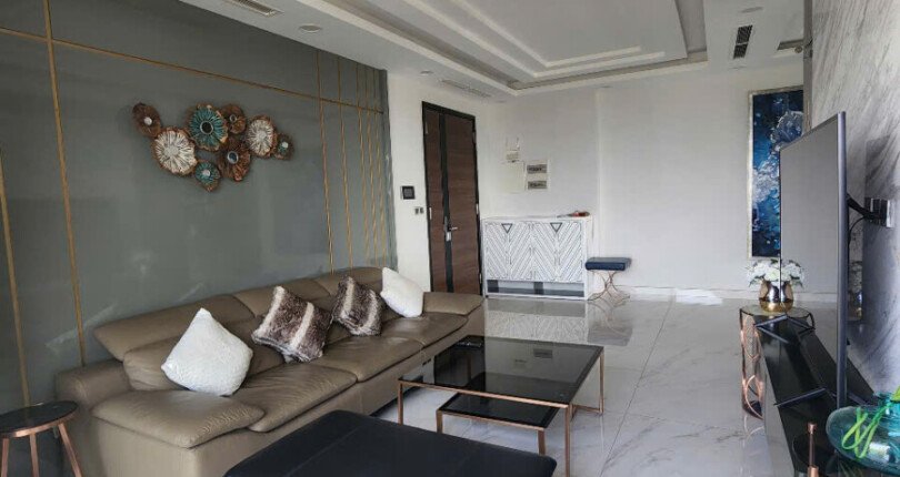 phong khach can ho cho thue 13 810x430 - Cho thuê căn hộ 134m, 03pn, chung cư The Grande Midtown, nhà đẹp, nội thất căn hộ đầy đủ.