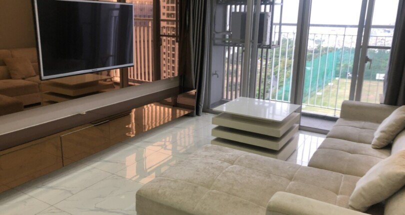 phong khach can ho cho thue 9 810x430 - Cho thuê căn góc chung cư Scenic Valley 1, 03pn, căn góc, giá 26tr/tháng, đầy đủ nội thất.