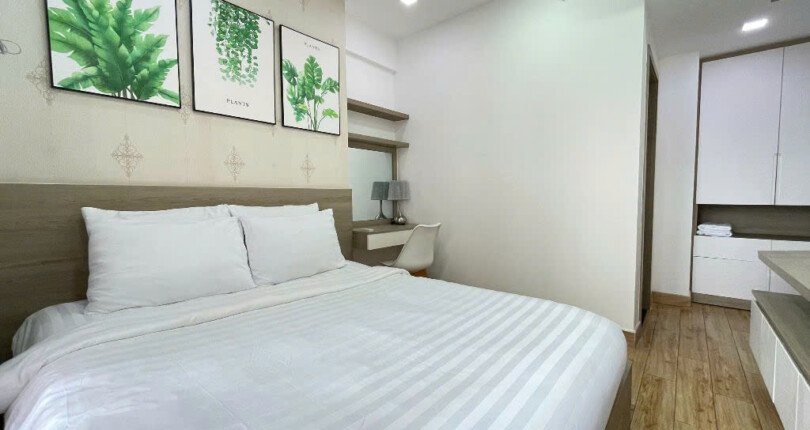 phong masster can ho can ban 1 810x430 - Chỉ bán trong tuần này căn hộ tầng trung, chung cư Scenic Valley 1, 101m2, 03pn, giá 7.9 tỷ, nội thất đầy đủ.