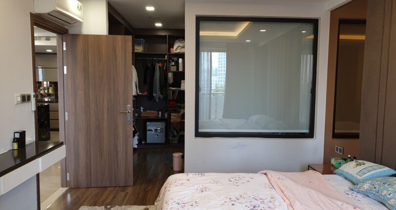 phong master can ho can cho thue 1 810x430 - Cho thuê căn hộ 133m2, chung cư Scenic Valley 1, giá 1.700$/tháng, nội thất cao cấp, xem nhà dễ.