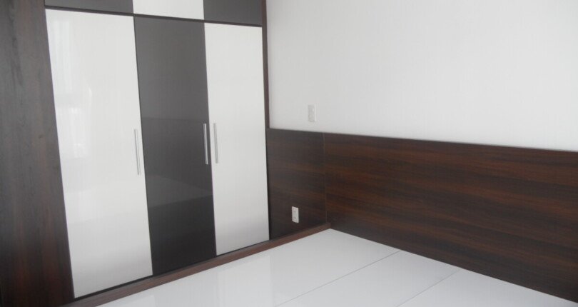 phong ngu can ho ban 18 810x430 - Bán căn hộ chung cư Scenic Valley 1, 77m2, giá 6 tỷ, 02pn, nhà đang có hợp đồng thuê 20tr/tháng.