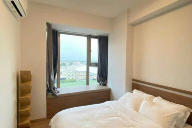 phong ngu can ho ban 2 385x258 - Giá mua bán căn hộ 2pn Block G chung cư The Peak Quận 7 T3/2025