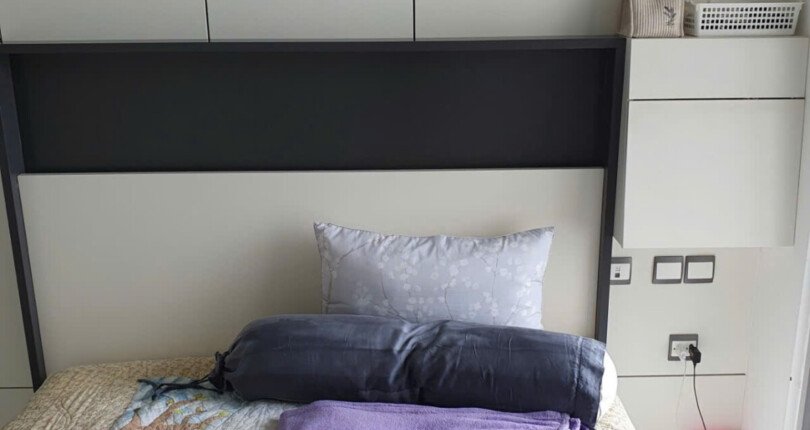 phong ngu can ho can ban 810x430 - Bán căn hộ chung cư Scenic Valley 1, 107m2, giá 7.8 tỷ, nội thất dính tường, nhà đang có hợp đồng thuê.