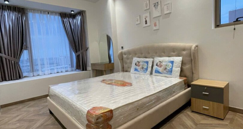 phong ngu can ho can cho thue 8 810x430 - Cho thuê căn hộ 2pn chung cư The Peak ( M8 Midtown ) nội thất căn hộ đầy đủ, xem nhà dễ.