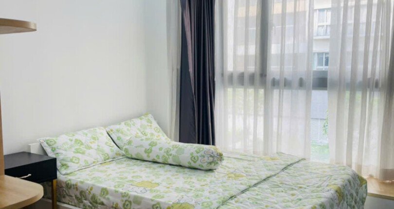 phong ngu can ho cho thue 1 810x430 - Cho thuê căn hộ chung cư Scenic Valley 1, 02pn, giá 16,5tr/tháng, đầy đủ nội thất, xem nhà dễ.