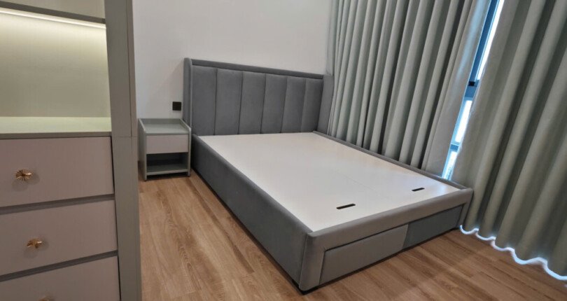 phong ngu can ho cho thue 16 810x430 - Cho thuê căn hộ 03pn, 135m2, chung cư Happy Valley , nội thất căn hộ đầy đủ, giá 35tr/tháng, xem nhà dễ.