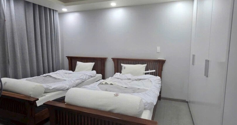 phong ngu co 2 giuong rong rai 810x430 - Giá mua bán căn hộ 2pn chung cư Hưng Phúc Happy Residence Quận 7 T3/2025