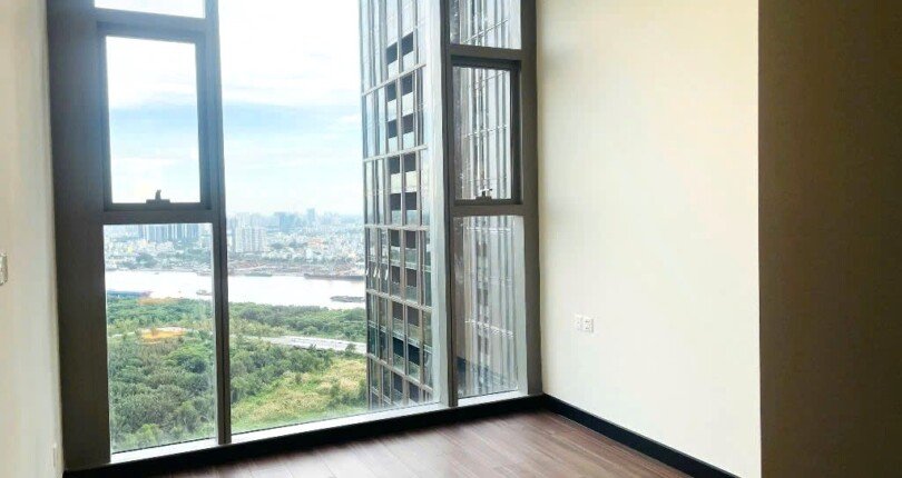 phong ngu co cua so lon 810x430 - Giá mua bán căn hộ 3 phòng ngủ Tháp 2a Linden chung cư Empire City T3/2025