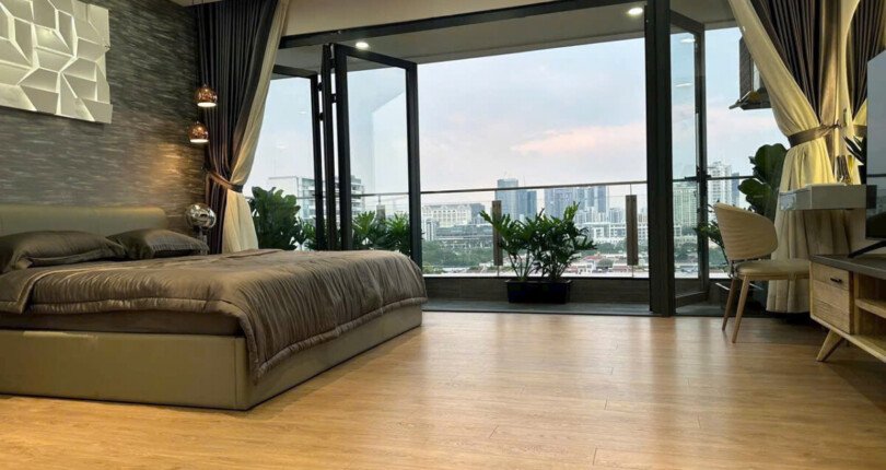 phong ngu master sang trong 810x430 - Giá mua bán căn hộ 3 phòng ngủ chung cư The Panorama Quận 7 T3/2025
