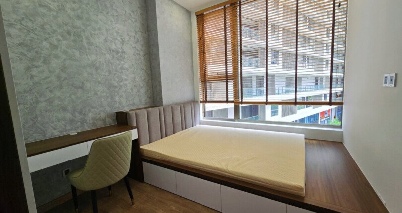 phong ngu nho can ho ban 810x430 - Giá mua bán căn hộ 2pn block A căn 01 chung cư The Peak Quận 7 t3/2025