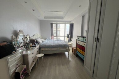 phong-ngu-rong-rai-day-du-noi-that