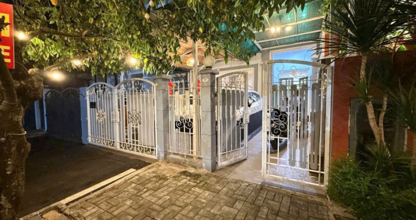 san vuon truoc nha biet thu cho thue 810x430 - Giá cho thuê nhà Biệt thự nguyên căn khu Mỹ Thái 3 Quận 7 T3/2025