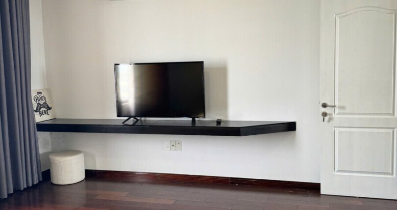 z6360093694458 b59ff6516440fe150eaa50e1df4013dd 810x430 - Bán căn hộ Panorama Phú Mỹ Hưng - 144m2 View Sông - Giá 14,5 tỷ