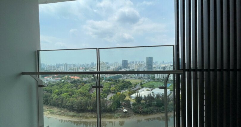 z6369051909903 5cabfe1b89afe1e2899a3f8b67a4c10d 810x430 - Cho thuê Midtown M8 Block D Tầng 25 dt 122m 3 phòng giá 2500usd