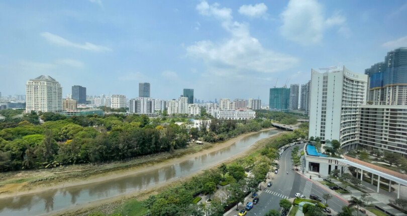 z6369052379693 0acd39f68ea27d03fb75687a5d9f5066 810x430 - Cho thuê Midtown M7 Block A Tầng 12 dt 115m 3 phòng giá 2000usd/tháng