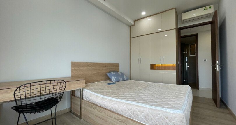 z6369052401589 cfedbc7e2e4e79eb09db349ccac2ee70 810x430 - Cho thuê Midtown M7 Block A Tầng 12 dt 115m 3 phòng giá 2000usd/tháng