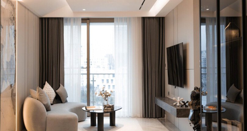 z6369053878011 cc18aefde5b294daf19335386676a6a8 810x430 - Bán Midtown M8 Block A Tầng 7 dt 124m 3 phòng giá 15 tỷ