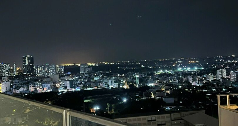 z6369055517557 593ef09b4845c28313a77f32b9464cfb 810x430 - Cho thuê Midtown M8 Block D Tầng 18 dt 80m 2 phòng giá 28 triệu