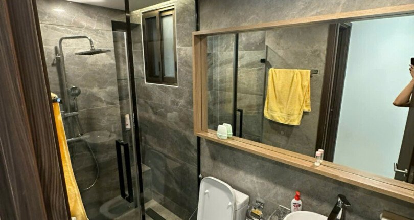 z6369055573561 0376f8e45cab8a0a1fb4f070ee47f8ff 810x430 - Cho thuê Midtown M8 Block D Tầng 18 dt 80m 2 phòng giá 28 triệu