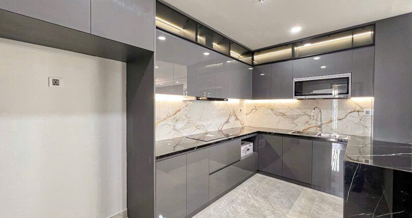 z6375894029697 affbe13eca335b2aa70b3db8e9d60c88 810x430 - Bán Midtown M8 Block A Tầng 15 dt 129m 3 phòng giá 14,5 tỷ có HĐT 2300usd