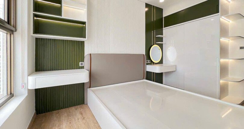 z6375894055579 299c043fdc183d15a09f839167f4e9a2 810x430 - Bán Midtown M8 Block A Tầng 15 dt 129m 3 phòng giá 14,5 tỷ có HĐT 2300usd