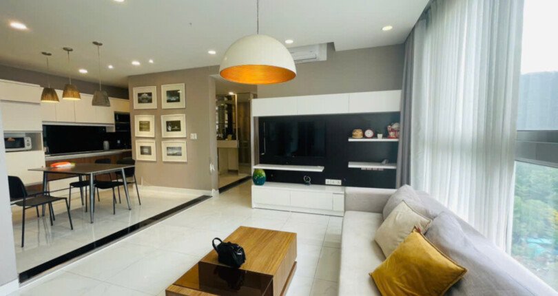 z6379195278450 b57be3ff9d62c81690d283b4a484ce48 810x430 - Bán Star Hill Block C Tầng trung dt 94m 2 phòng giá 8 tỷ