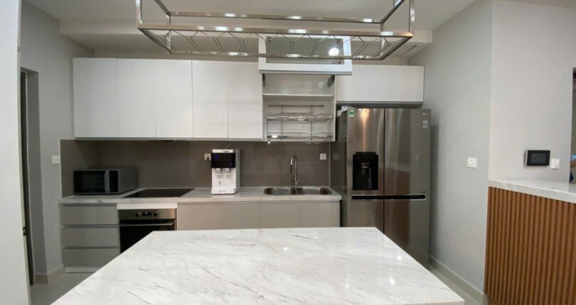 z6391888861125 ac888e6d5011f990f7a6f25b3cf6f9bd 810x430 - Bán River Park 2 Block B Tầng 3 dt 123m 3 phòng giá 13,8 tỷ có HĐT