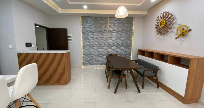 z6391888907581 66496f3b880c71bdb1b98fa422ff4daf 810x430 - Bán River Park 2 Block B Tầng 3 dt 123m 3 phòng giá 13,8 tỷ có HĐT