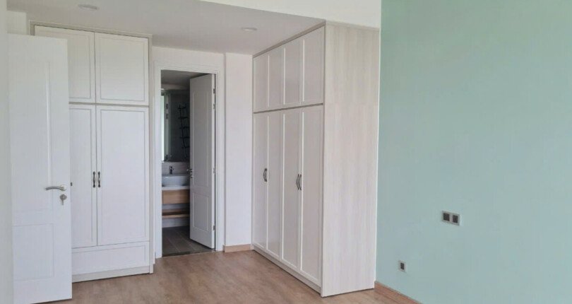 z6391890129753 7abcf428339e3bb45571896f46cfdbe8 810x430 - Bán Midtown M7 Block B Tầng 20 dt 110m 3 phòng giá 13,5 tỷ