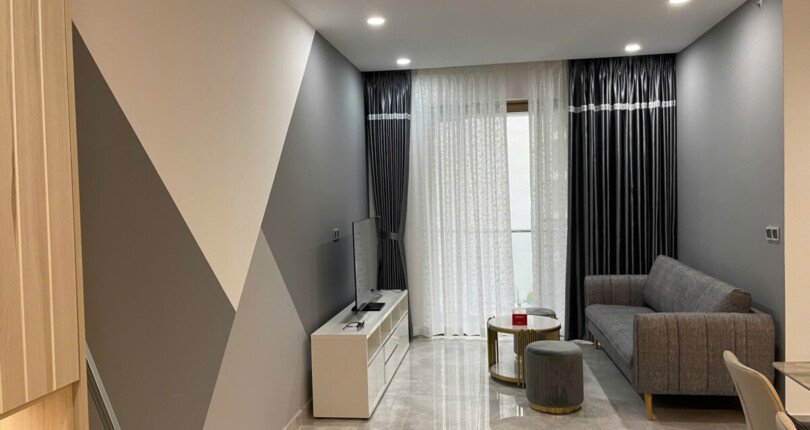 z6391893836791 4e7b60a0a51123cec2434217ebfd8a91 810x430 - Cho thuê Midtown M8 Block I Tầng 5 dt 80m 2 phòng full đồ giá 1100usd