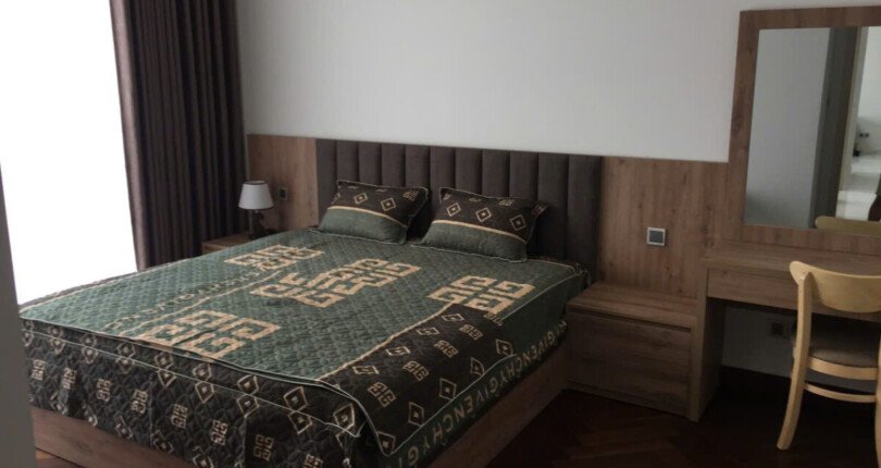 z6391898088244 bf133c5ca34dd7186d03c562020621ce 810x430 - Bán Midtwon M5 Block A Tầng 5 dt 130m 3 phòng giá 11,7 tỷ