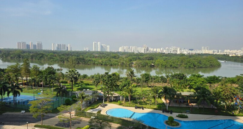 z6405517851444 947632845bf3590576a64428a7889d40 810x430 - Bán Riverside Residence Block D Tầng 5 dt 78m 2 phòng giá 7,5 tỷ
