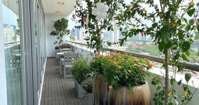 z6412291182866 c2d1033b8439bb665263b59299c69fc5 810x430 - Bán nhanh căn hộ Garden Court 2. DT 141m2 View Bến du thuyền. Nội thất mới xịn- ban công nối dài. Giá 14.5 Tỷ