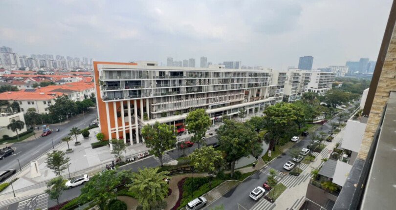 z6420746993088 fd9a9392ba3c7693a511a8fea64e7ad6 810x430 - Bán căn hộ Panaroma Block 1B2 Tầng 1 dt 143m 2 phòng giá 16,5 tỷ