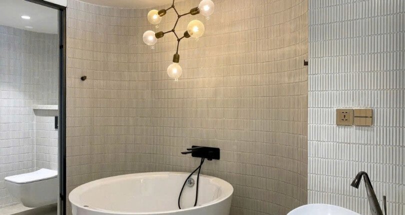 z6422387995432 225e1a78041b77787081ea0a9b2f48a7 810x430 - Bán Midtown M8 Block D Tầng 25 view sông dt 131m 3 phòng giá 18 tỷ