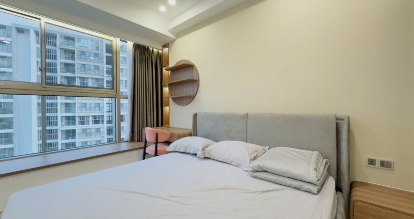 z6441165139094 af387269871791339ebb50e07619bb56 810x430 - Cho thuê Midtown M7 Block B Tầng 18 dt 82m 2 phòng giá 29 triệu