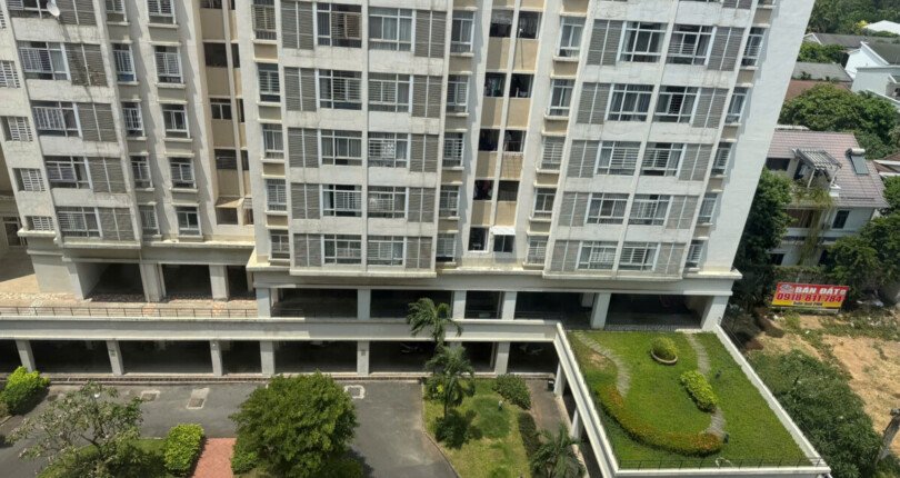 z6449771757855 063a9c2b205afa45e5d5229636db7977 810x430 - Bán Sky Garden 3 Block 10A tầng 9 dt 70m 2 phòng giá 4,68 tỷ