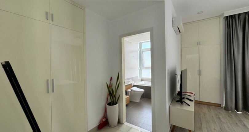 z6458712303325 ee5b6758034fb65b1ddca5be9125f26e 810x430 - Bán Star Hill Block B Tầng 11 dt 87m 3 phòng giá 6,7 tỷ