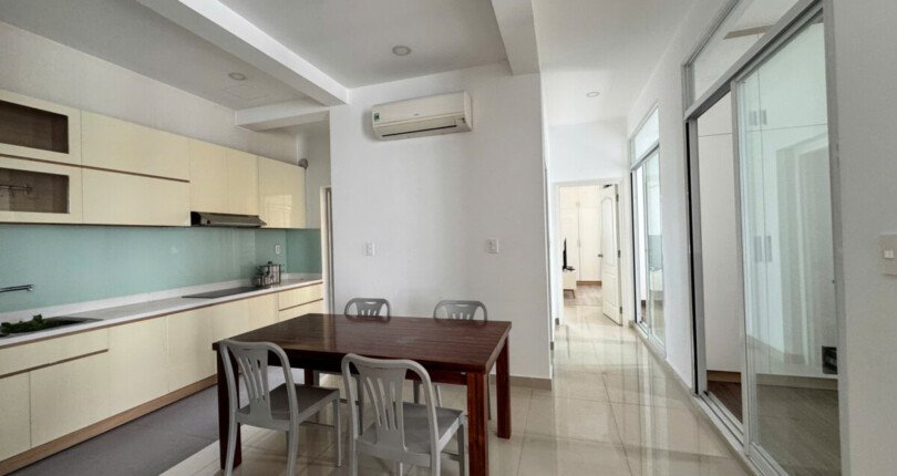 z6458712307718 1811dd1bc9fb645a8f5ab16b2885d39c 810x430 - Bán Star Hill Block B Tầng 11 dt 87m 3 phòng giá 6,7 tỷ