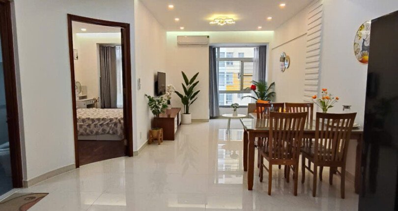 ban can ho sky garden 2 4 810x430 - Bán căn hộ Sky Garden 2. DT 71m2 Nhà đẹp- Lầu trung- thiết kế 2 Phòng-1wc- Đủ nội thất- Giá 4.180 Tỷ