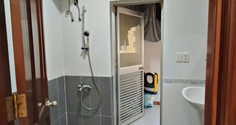 ban can ho sky garden 2 5 810x430 - Bán căn hộ Sky Garden 2. DT 71m2 Nhà đẹp- Lầu trung- thiết kế 2 Phòng-1wc- Đủ nội thất- Giá 4.180 Tỷ