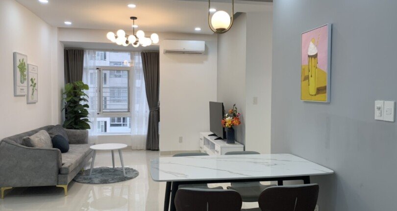 ban can ho sky garden 3 1 1 810x430 - Kẹt tiền bán gấp trong tuần căn góc sky garden 3. Giá tốt nhất khu 4.650 Tỷ DT 74m2- 2pn-2wc đang cho thuê 15 triệu/tháng