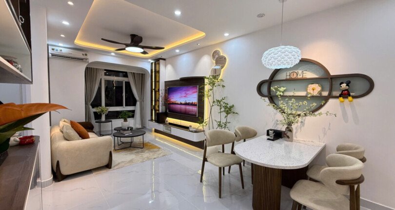 ban can ho sky garden 3 1 20 810x430 - Bán căn hộ đẹp tại Sky Garden 3. Căn góc 74m2 Nhà đẹp- Nội thất mới-3 Phòng- cửa tây view đông nam- Giá bán 6.130 Tỷ