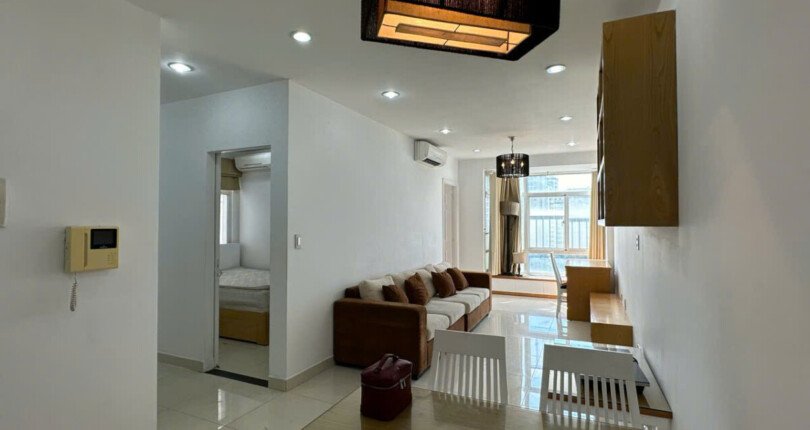 ban can ho sky garden 3 1 7 810x430 - Bán nhanh căn hộ Sky Garden 3. DT 56m2-View Hồ Bơi- 2 Phòng-1wc Đang cho thuê 12 Triệu. Gía bán 4.050 Tỷ