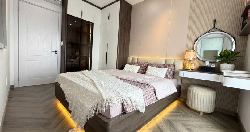 ban can ho sky garden 3 5 14 810x430 - Bán căn hộ đẹp tại Sky Garden 3. Căn góc 74m2 Nhà đẹp- Nội thất mới-3 Phòng- cửa tây view đông nam- Giá bán 6.130 Tỷ