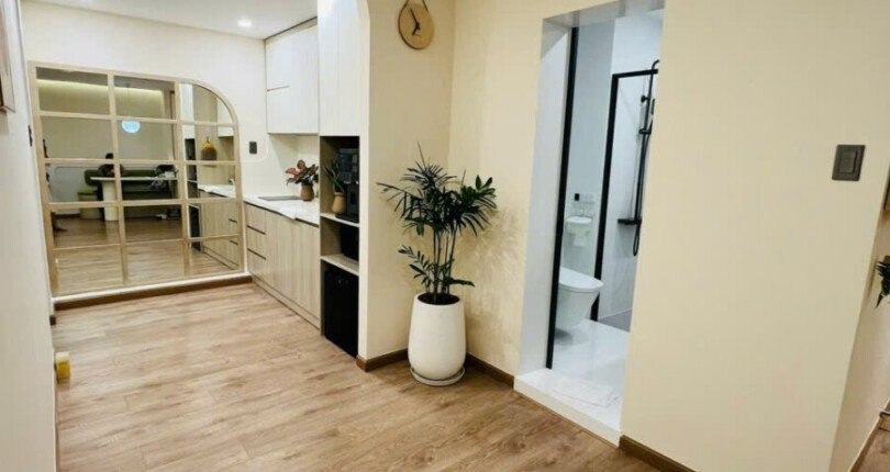 ban can ho sky garden 3 7 3 810x430 - Bán căn hộ 1 Phòng Ngủ tại Sky Garden 3. DT 56m2 Nội thất đầy đủ như hình- lầu cao view nam . Giá 4.2 Tỷ