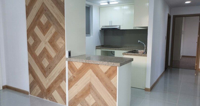 bep can ho ban 12 810x430 - Cần bán căn hộ 97m2, thiết kế 03pn, chung cư Scenic Valley 2, nội thất dính tường, giá 7.7 tỷ.
