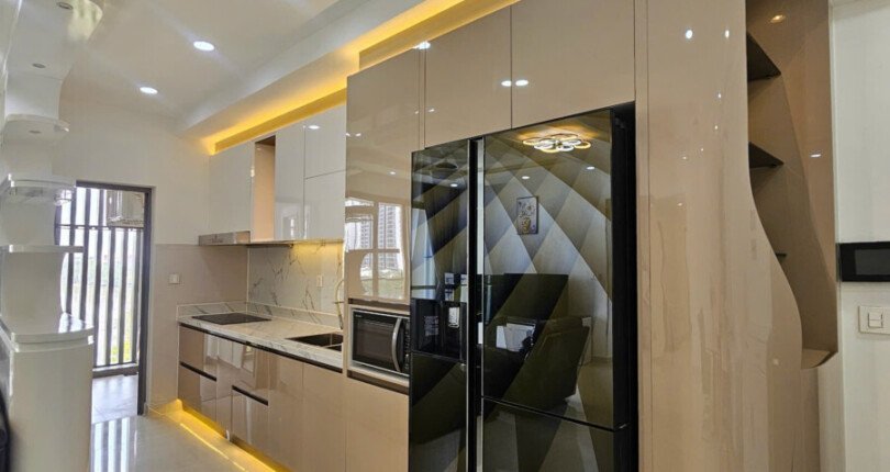 bep trong can ho ban 1 810x430 - Bán gấp căn hộ Riverpark premier Block C lầu 6 view sông giá 15,5 tỷ