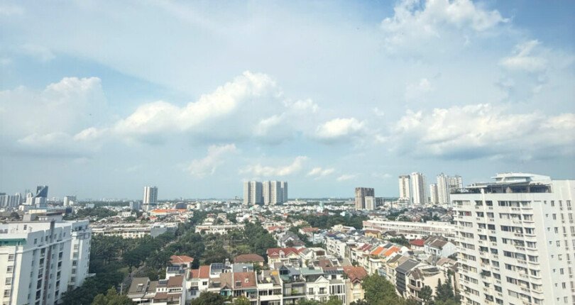can ho ban lau cao view song vien dat dep 810x430 - Giá mua bán căn hộ 2pn block A chung cư Hưng Phúc Premier Quận 7 T5/2025