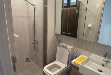 can-ho-co-2-toilet-day-du-trang-thiet-bi